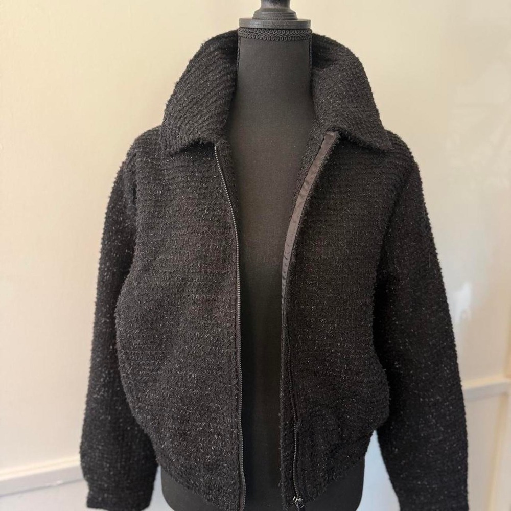 Joie Black Boucle Tweed Jacket Medium NWT Metallic Shimmer Full Zip Bomber Crop